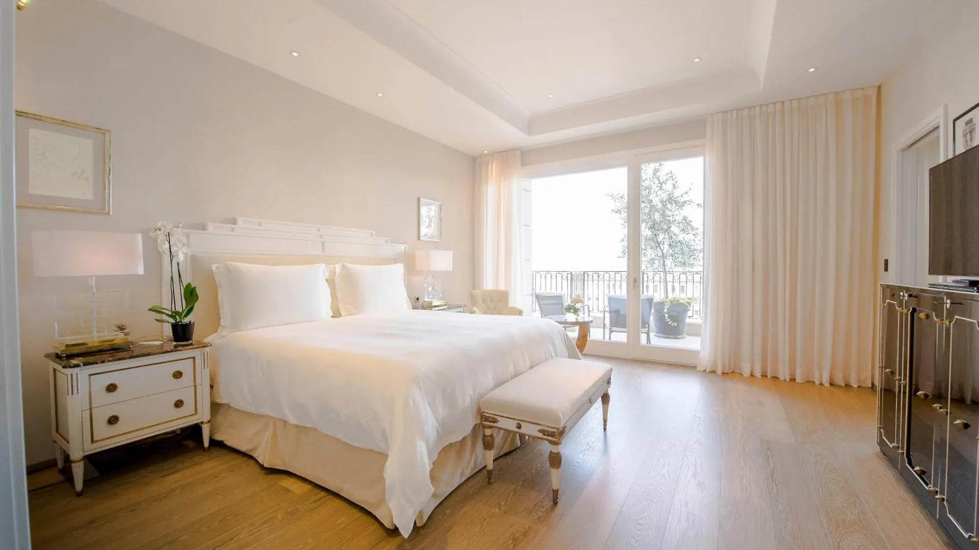 Palazzo Parigi Hotel & Grand Spa - Lhw Милан